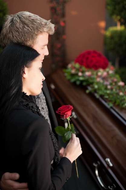 Qual é o significado psicológico do sonho com funeral?